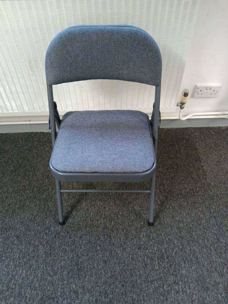 Chair (gray with a soft cushion)
