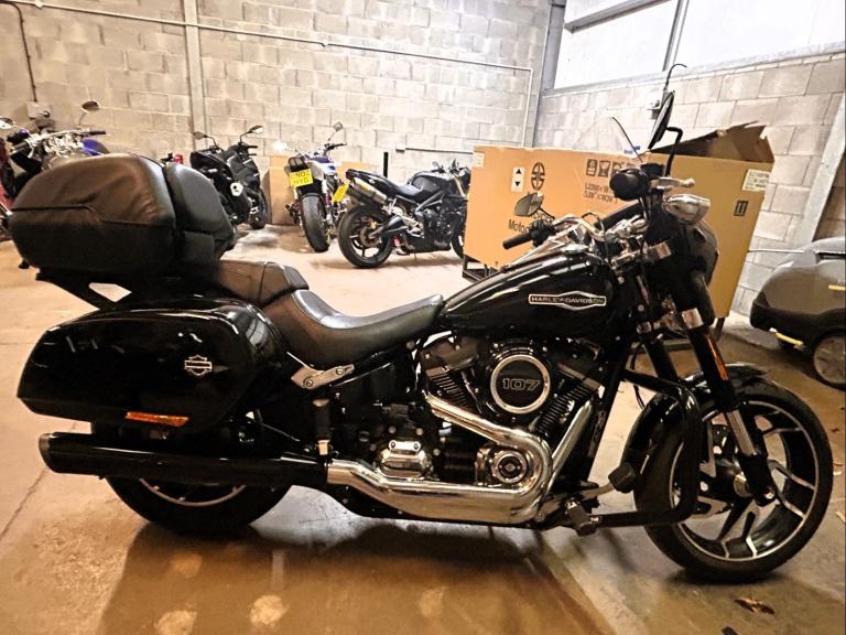 2021 Harley-Davidson FLSB SPORT GLIDE BLACK