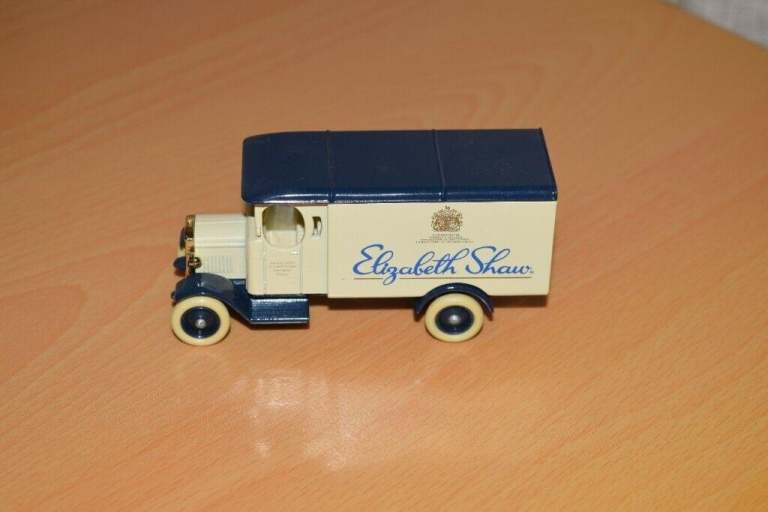 LLEDO ELIZABETH SHAW PROMOTIONAL MODEL DIECAST. From Feltham TW13 *