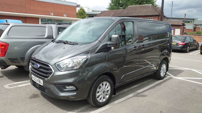 2022 Ford Transit Custom 300 L1H1 2.0 EcoBlue 130PS — only 9k Miles, FSH + Pro Racking - £20,350+VAT