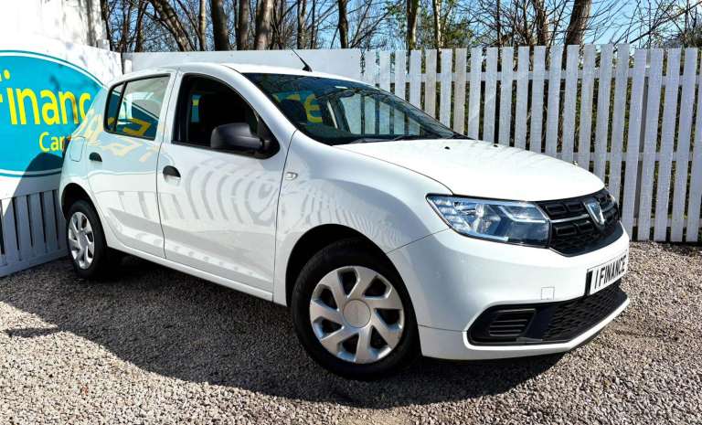 CAN'T GET CREDIT? CALL US! Dacia Sandero 1.5 dCi Ambiance (s/s), Manual - £99 DEPOSIT, £34 PER WEEK
