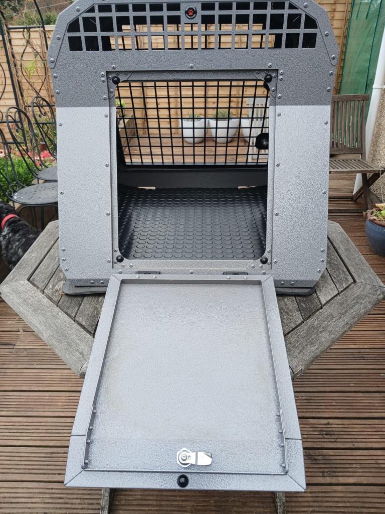 Transk9 crash tested car crate