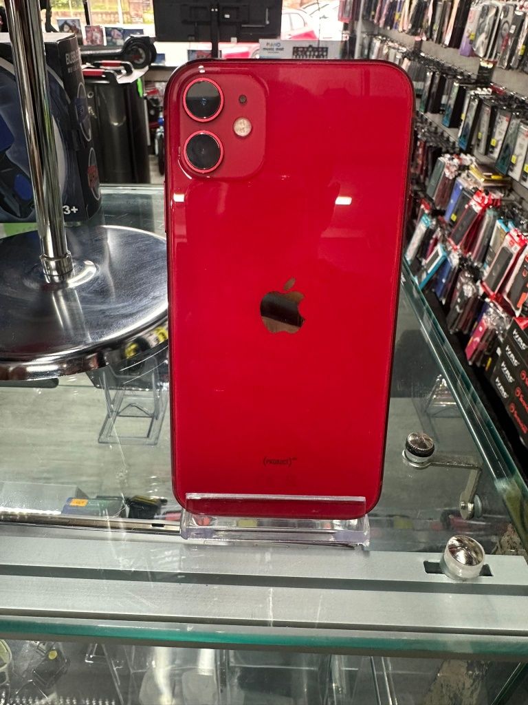 Iphone 11 64gb excellent condition 