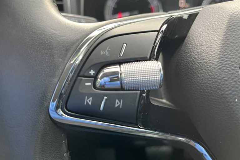 2022 Skoda Karoq 1.5 TSI SE Drive 5dr DSG ESTATE PETROL Automatic