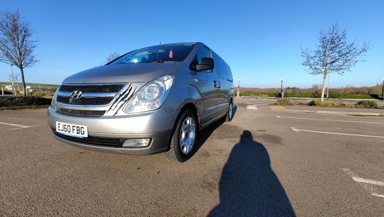 Hyundai, I800, MPV, 2010, Manual, 2497 (cc), 5 doors