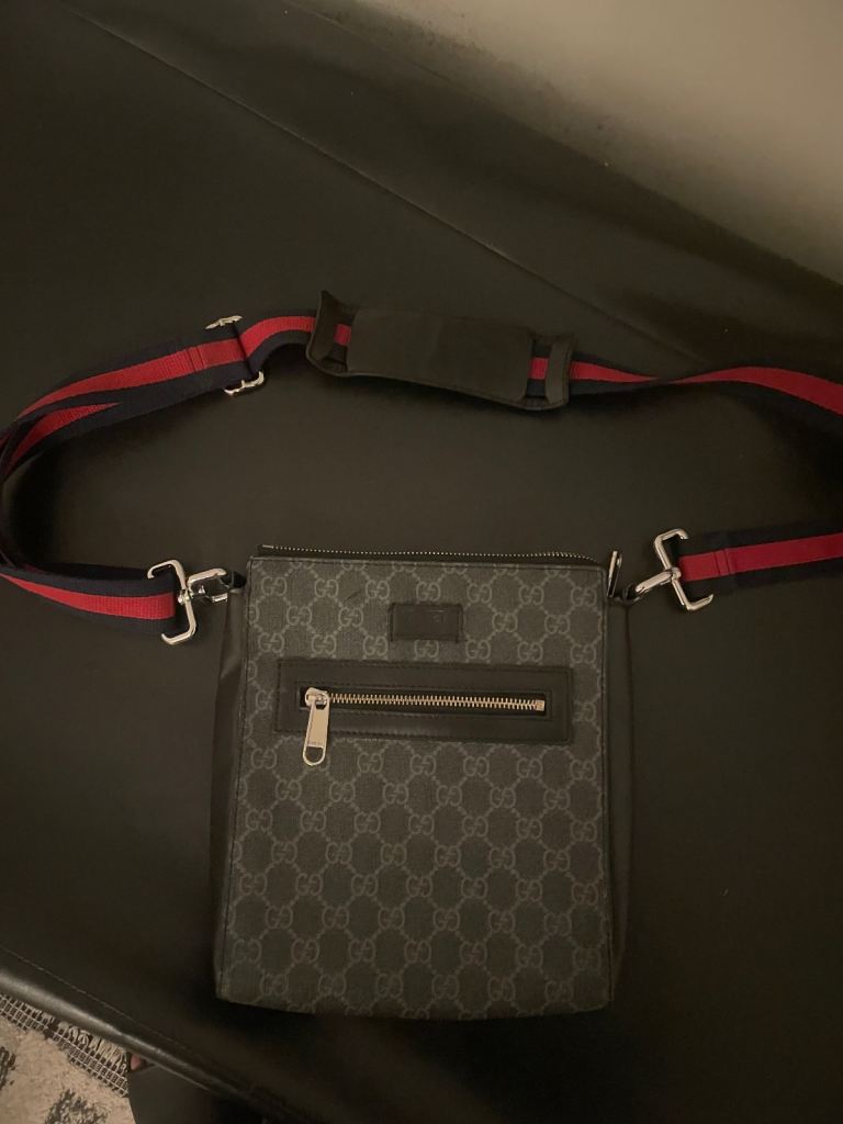 Gucci messenger bag (new without tags)