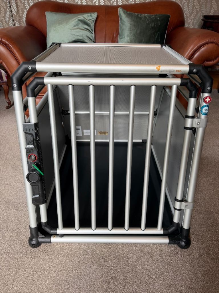 4pets Proline Eagle Medium Aluminium Car Dog Cage/Crate 80cm (MPN 57015)