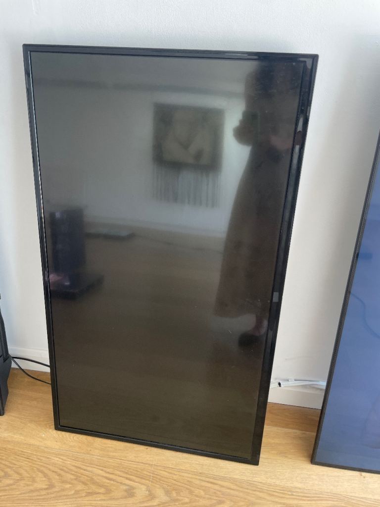 50in bush tv