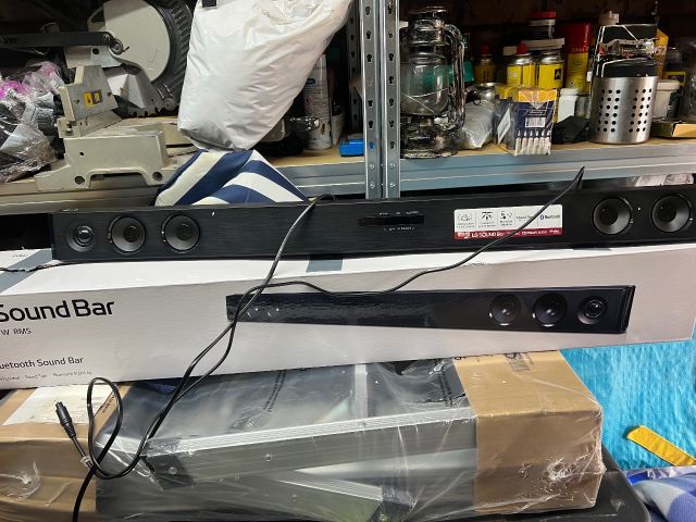 LG SK1D 100W 2ch Bluetooth Sound Bar – As Good As New | in Durham