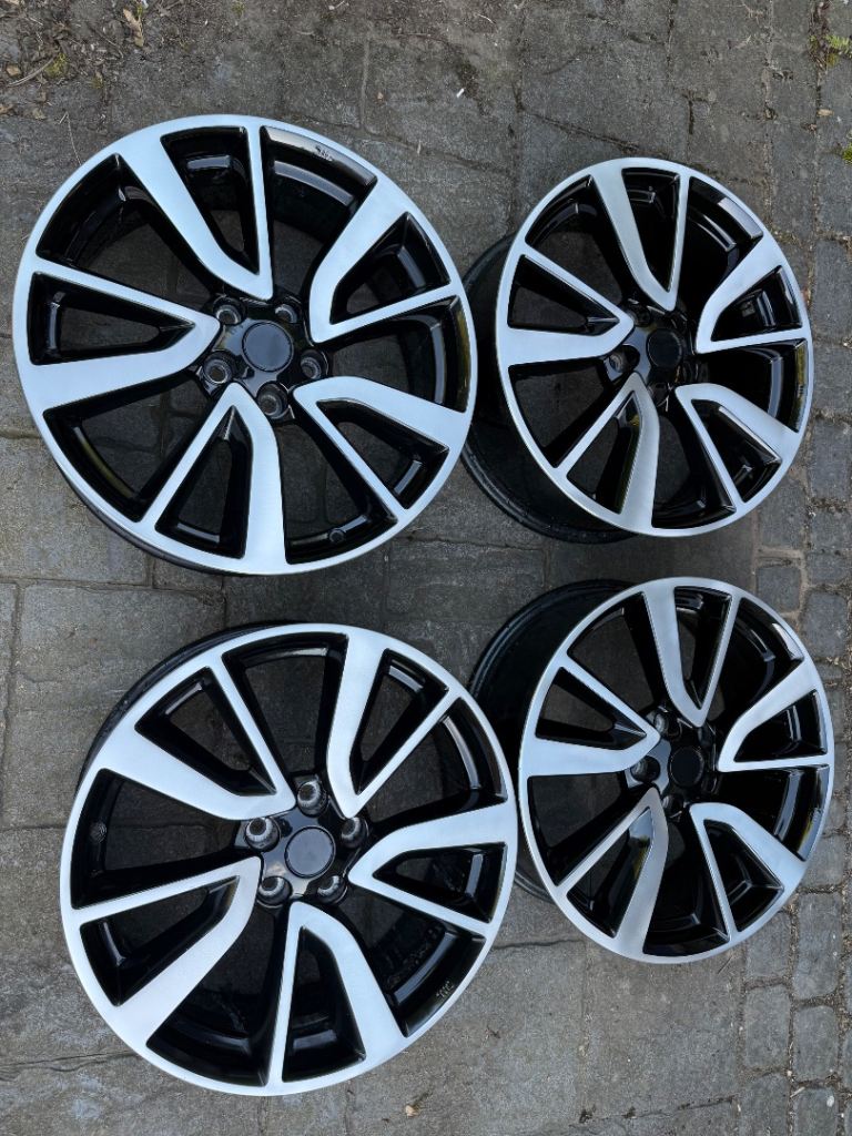 Nissan Qashqai 19” Alloy wheels 