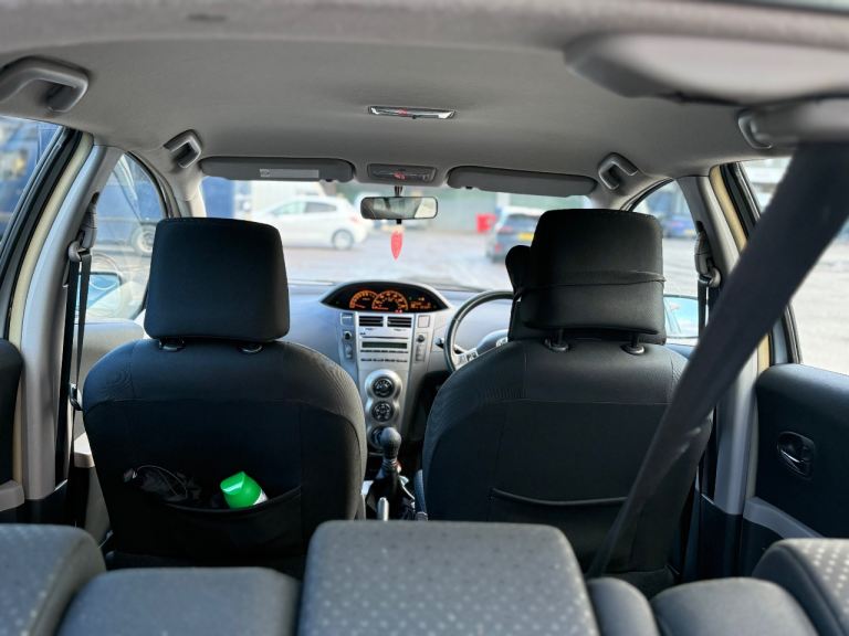 Toyota, YARIS, Hatchback, 2010, Manual, 1329 (cc), 5 doors