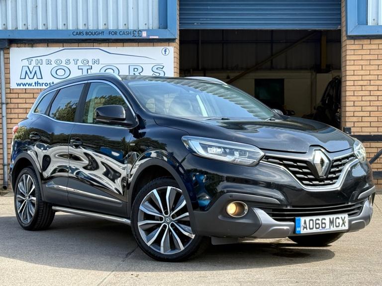 ** TOP SPEC ** 2016 66 Renault Kadjar 1.6 dCi Signature S Nav 5 dr ** £35 TAX **