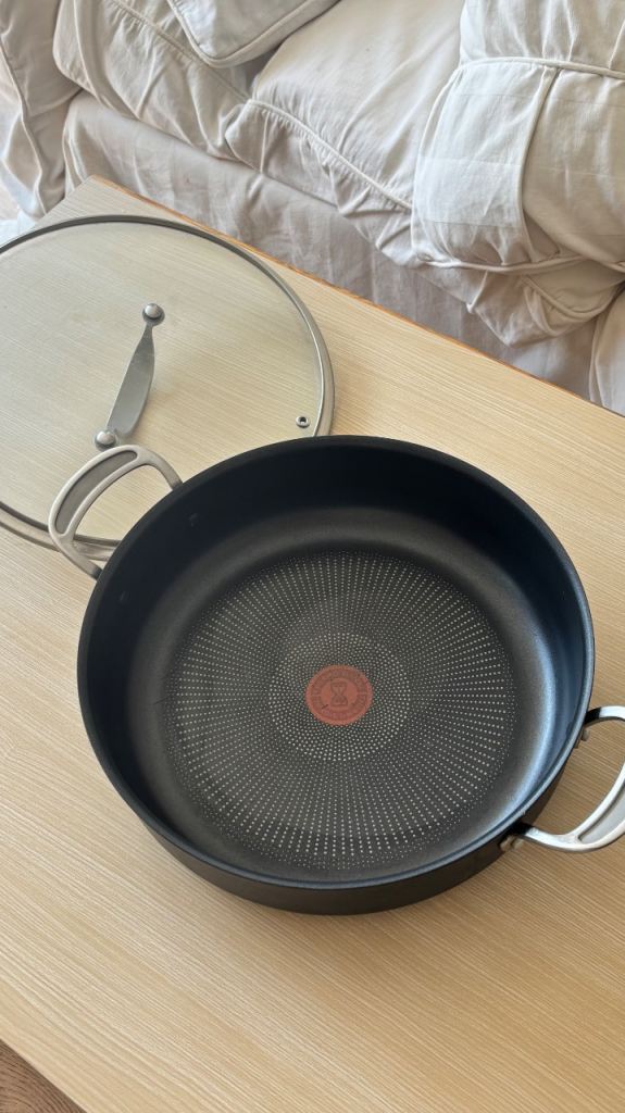 Tefal Frying Pan with Glass Lid – Good Condition