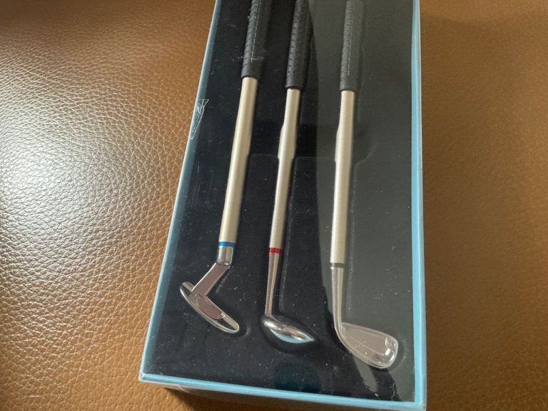 Father’s Day miniature golf club pens new and boxed