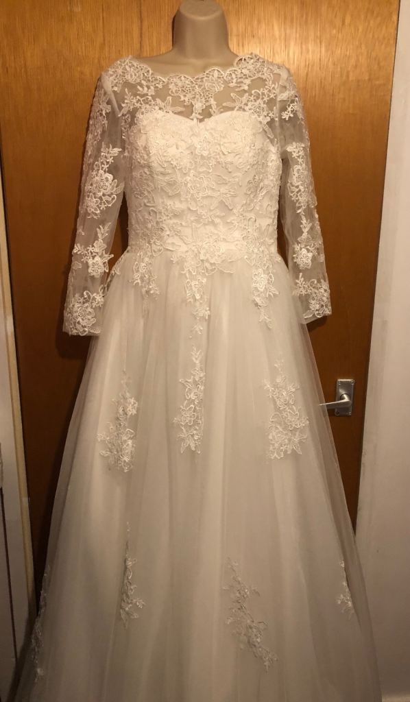 Wedding dress bundle 