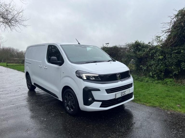 December 2025 Vauxhall Vivaro 2.0 TD Pro (145) SWB