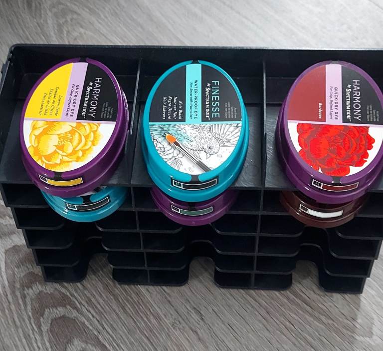 Spectrum noir Ink Pad Storage - Brand New