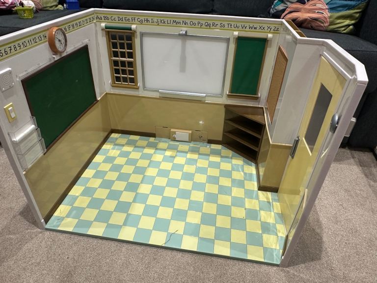 Our Generation School and Dolls 