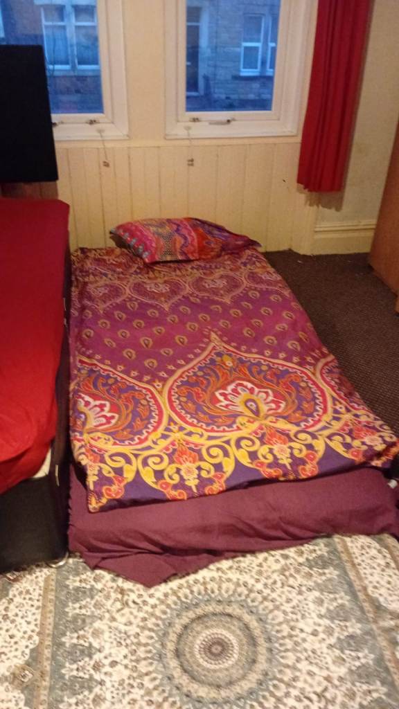 Furnished Single bed space for Rent near Saltwell Park