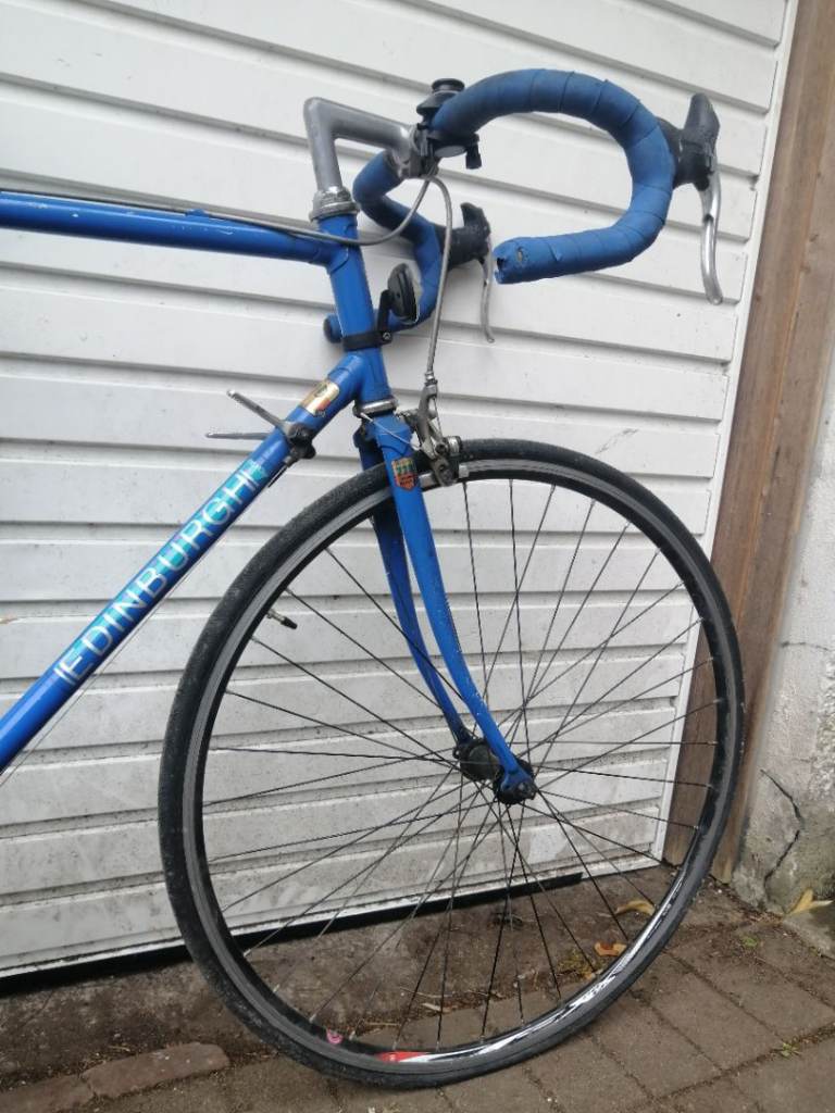 Edinburgh Blue Road Bike – Good Project or Spares
