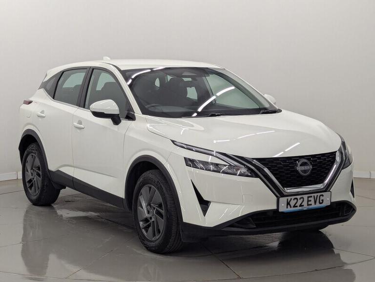 Nissan Qashqai DIG-T MHEV Acenta Premium SUV HYBRID Manual