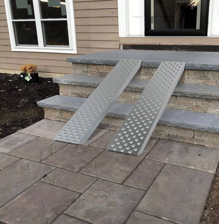 Heavy Duty Steel Loading Ramps - 135cm x 23cm