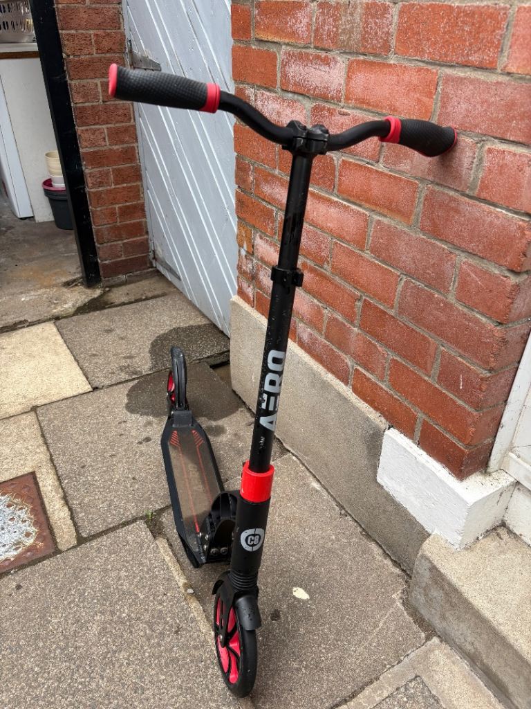 Kids foldable scooter