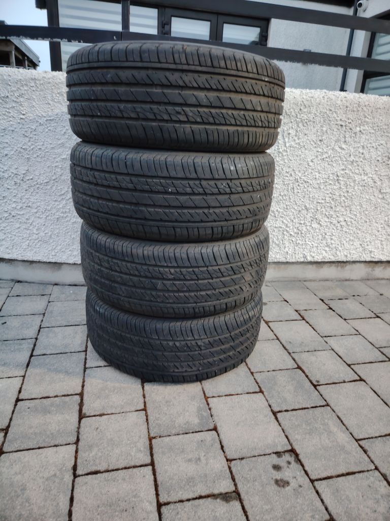 4 NEARLY NEW 225/45/17 TYRES