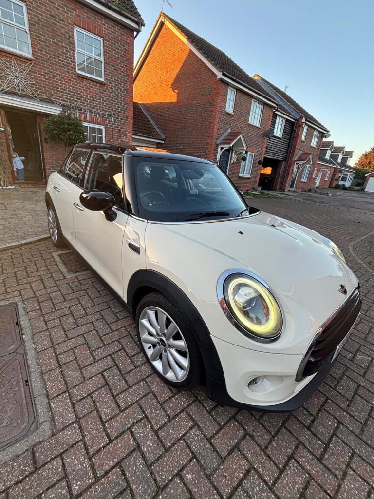 Mini, HATCHBACK, Hatchback, 2020, Manual, 1499 (cc), 5 doors