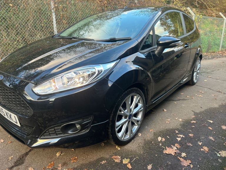 2015 Ford fiesta Zetec S 1.0 Ecoboost new wet belt and mot.