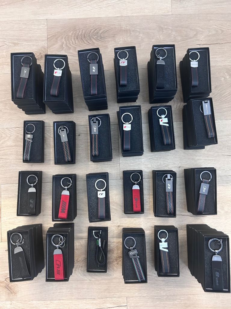 JOB LOT Car Badges & Keyrings RRP £2,700+