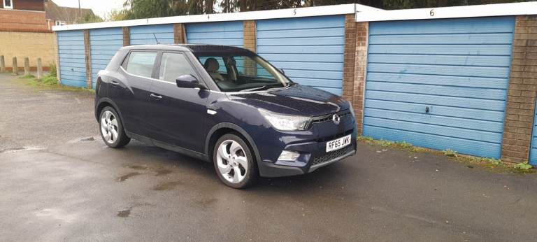 SSangyong Tivoli E-xGi EX 1.6l petrol manual 2015. 5dr in blue. 105K. MOT Nov'26 H/Seat, CAM