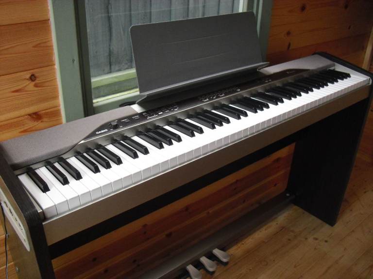 Casio Privia PX110 Digital Piano