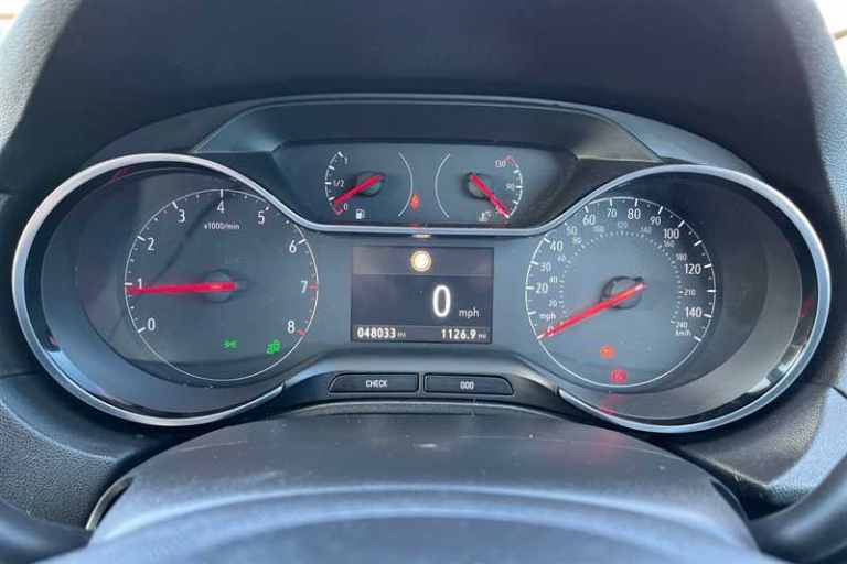 2021 Vauxhall Grandland X 1.2 Turbo SRi Nav 5dr HATCHBACK PETROL Manual