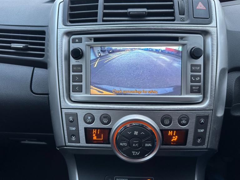 2012 Toyota Verso 1.6 V-matic TR Pan Rf 5dr MPV Petrol Manual