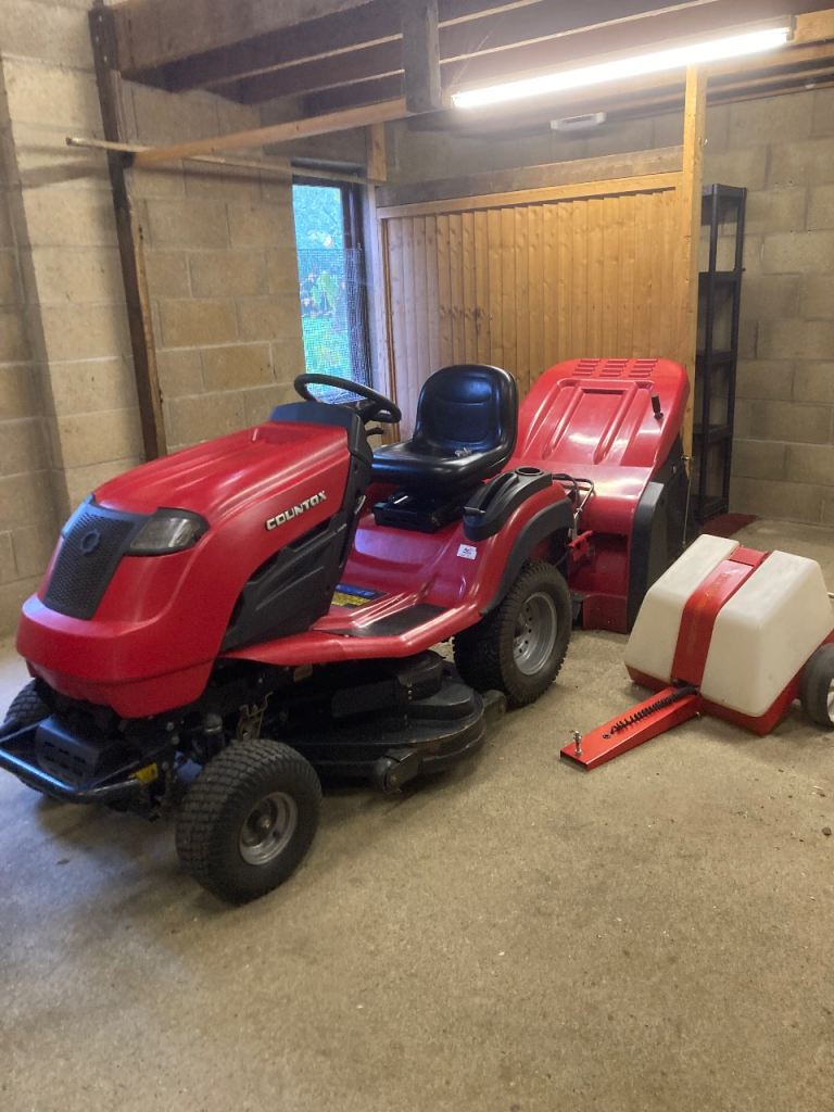 Countax C60 Ride-on-Mower - XRD 42"Mulcher Deck - Kawasaki Engine -PGC -all accessories