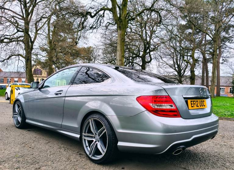 STUNNING MERCEDES C220 CDi AMG SPORT AUTOMATIC TT clk all A3 golf A5 cla e220 