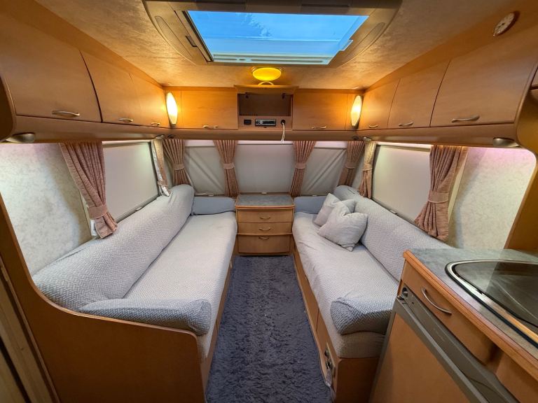 Lunar 640-EW – 4 Berth Fixed Bed Caravan
