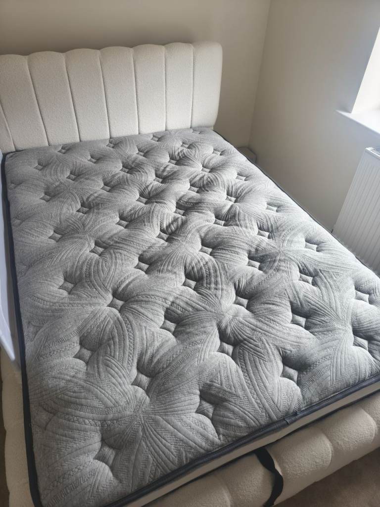 Comfortable Double Mattress – Grey, new