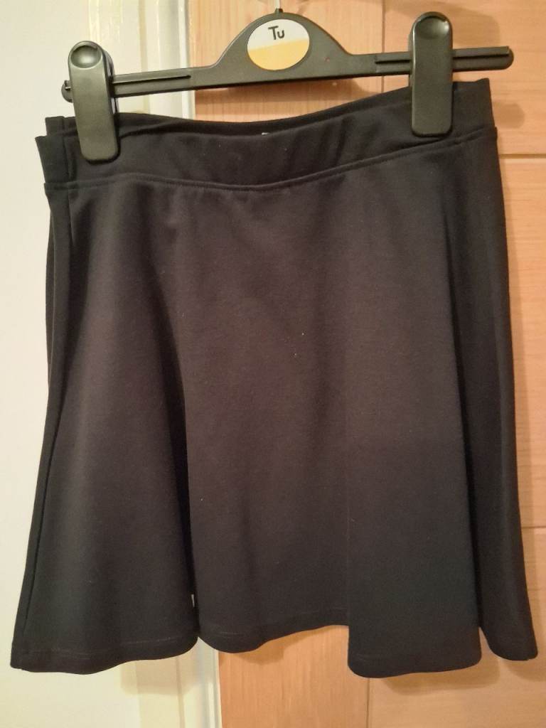 TU Girls black school uniform skirts X2 - 10 years