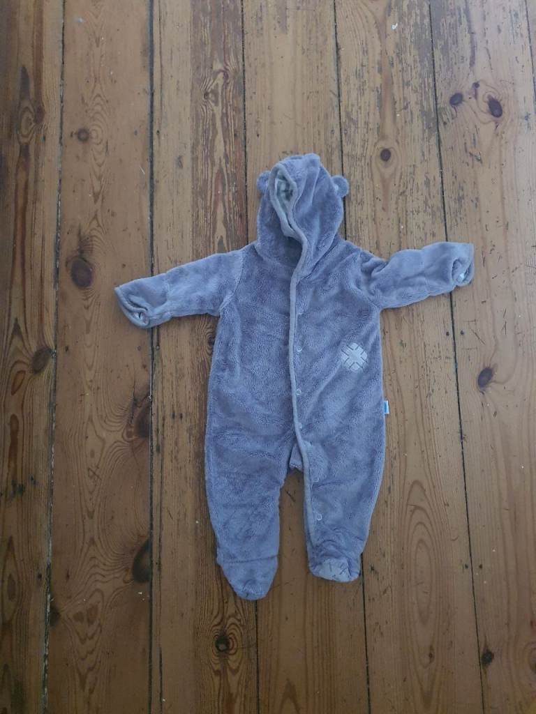 For sale is set of baby warm clothes