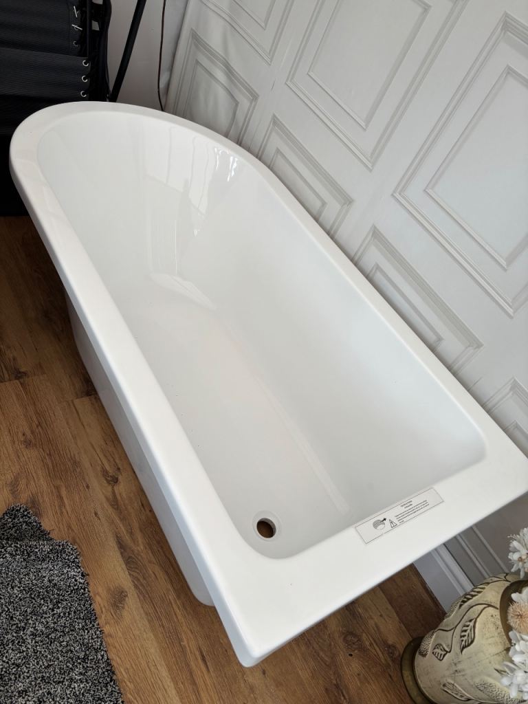 Freestanding shower bath brand new
