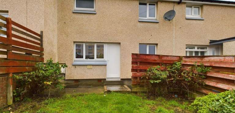 Three bedroom house to rent