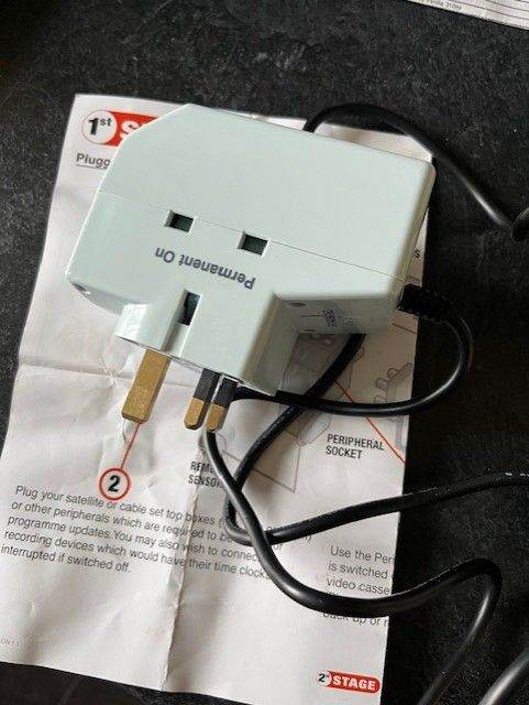 E-ON TV POWER DOWN PLUG
