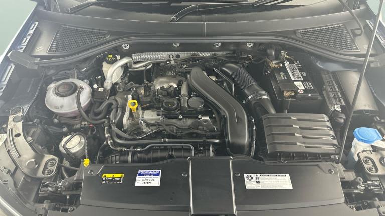 2019 Volkswagen T-Roc 1.5 TSI GPF EVO SEL SUV 5dr Petrol DSG Euro 6 (s/s) (150 ps) - HIGH BEAM AS...