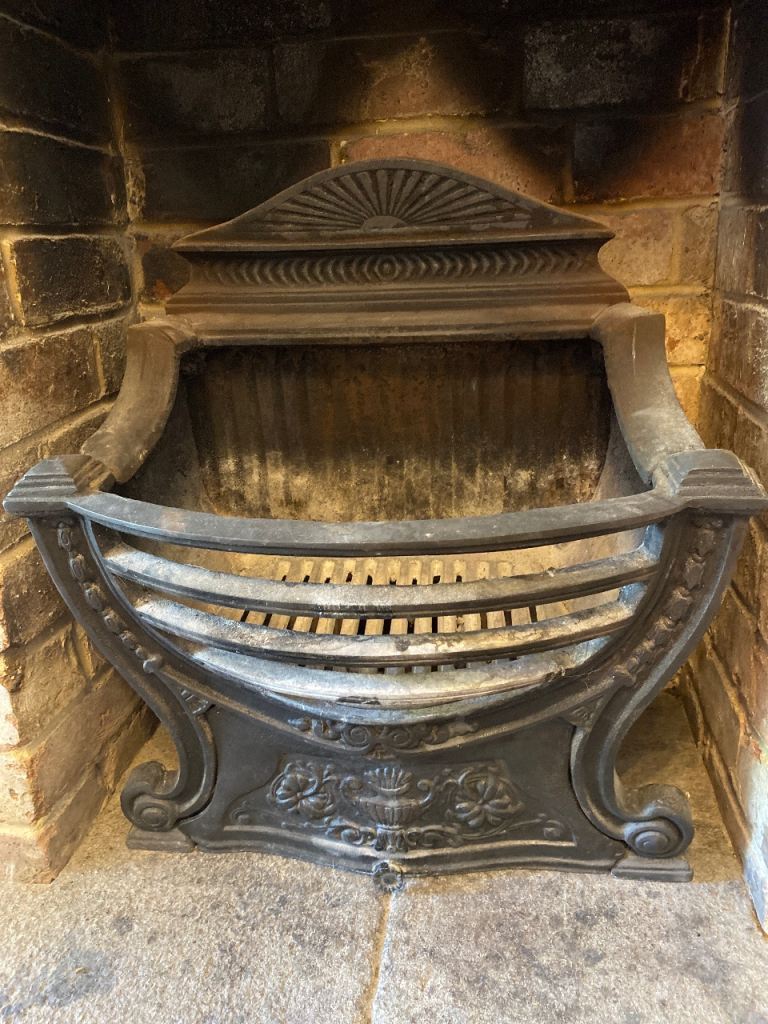 Cast Iron Fire Basket / Fireplace Grate – Decorative Design