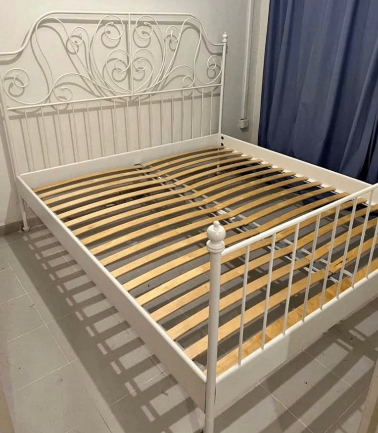 Double bed with mattress - can deliver