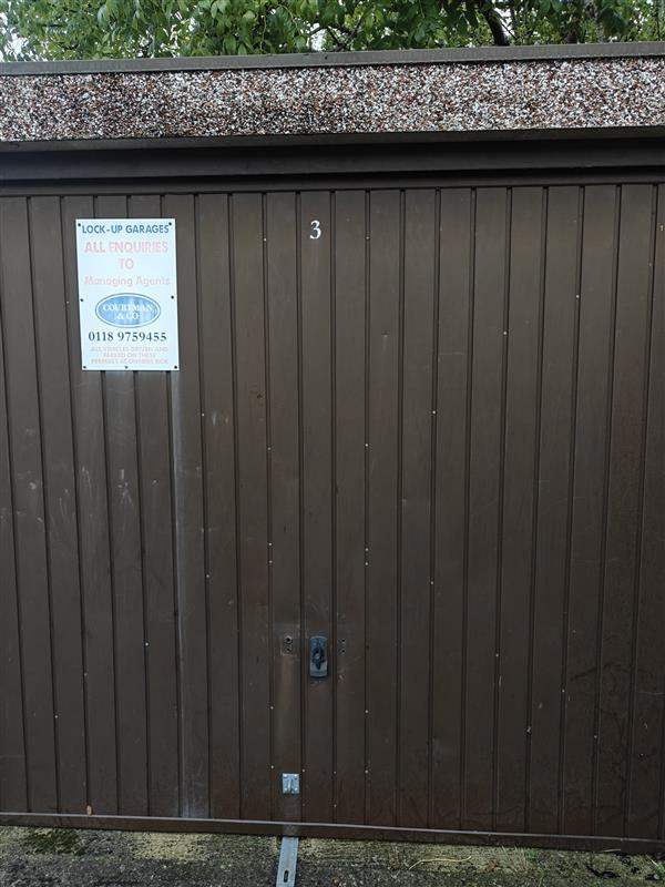 Garage/Parking/Storage to rent: Target Close (off Northumberland Crescent), Feltham, TW14 9TF