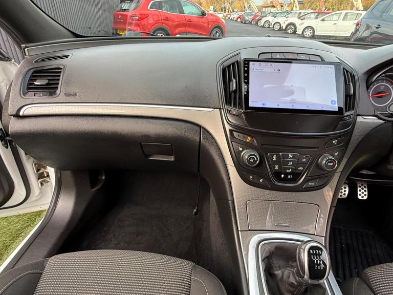 2015 Vauxhall Insignia 1.4i Turbo Limited Edition Hatchback 5dr Petrol Manual Euro 6 (s/s) (140 p...