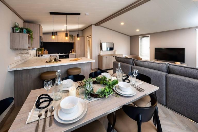 Victory Faraday  in Twyning  - Lodge / Caravan 